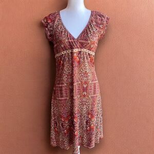 Vintage Y2K Red & Burgundy Paisley Dress with Short Sleeves, V neck, & Ribbon